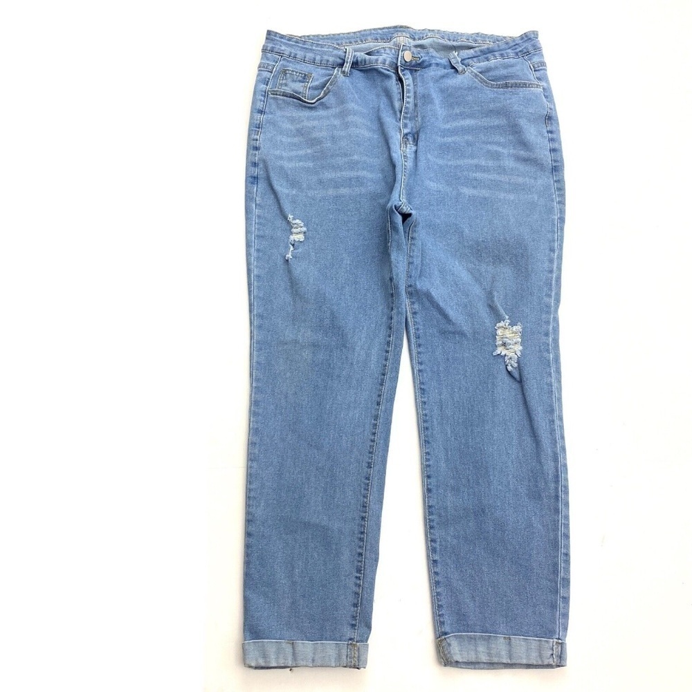 SHEIN Distressed Cuffed Cropped High Rise Women's size‎ 4XL Blue Denim Jeans
